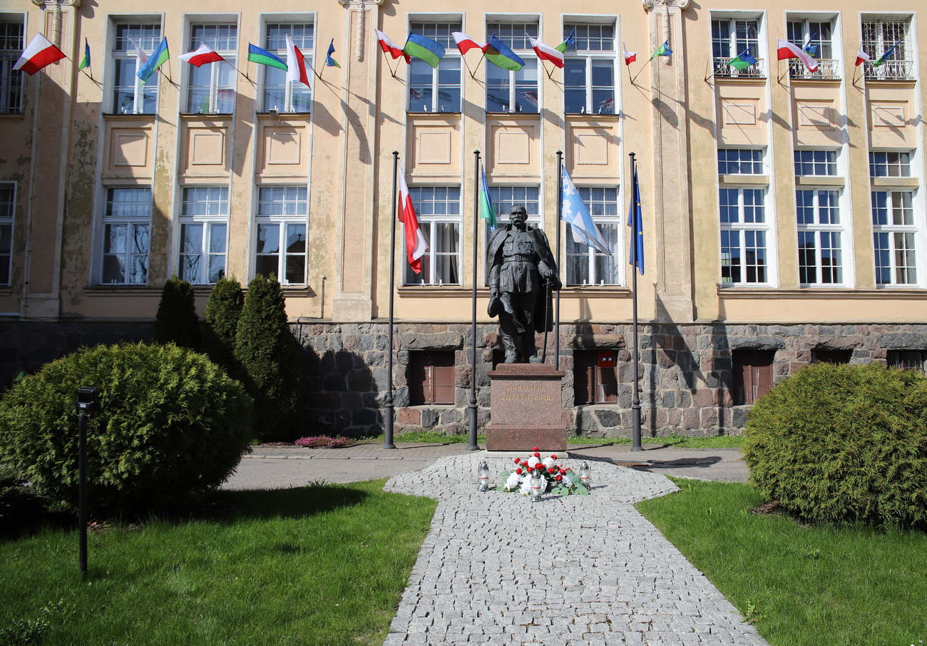 Ełko gyventojai minėjo Valstybės vėliavos dieną