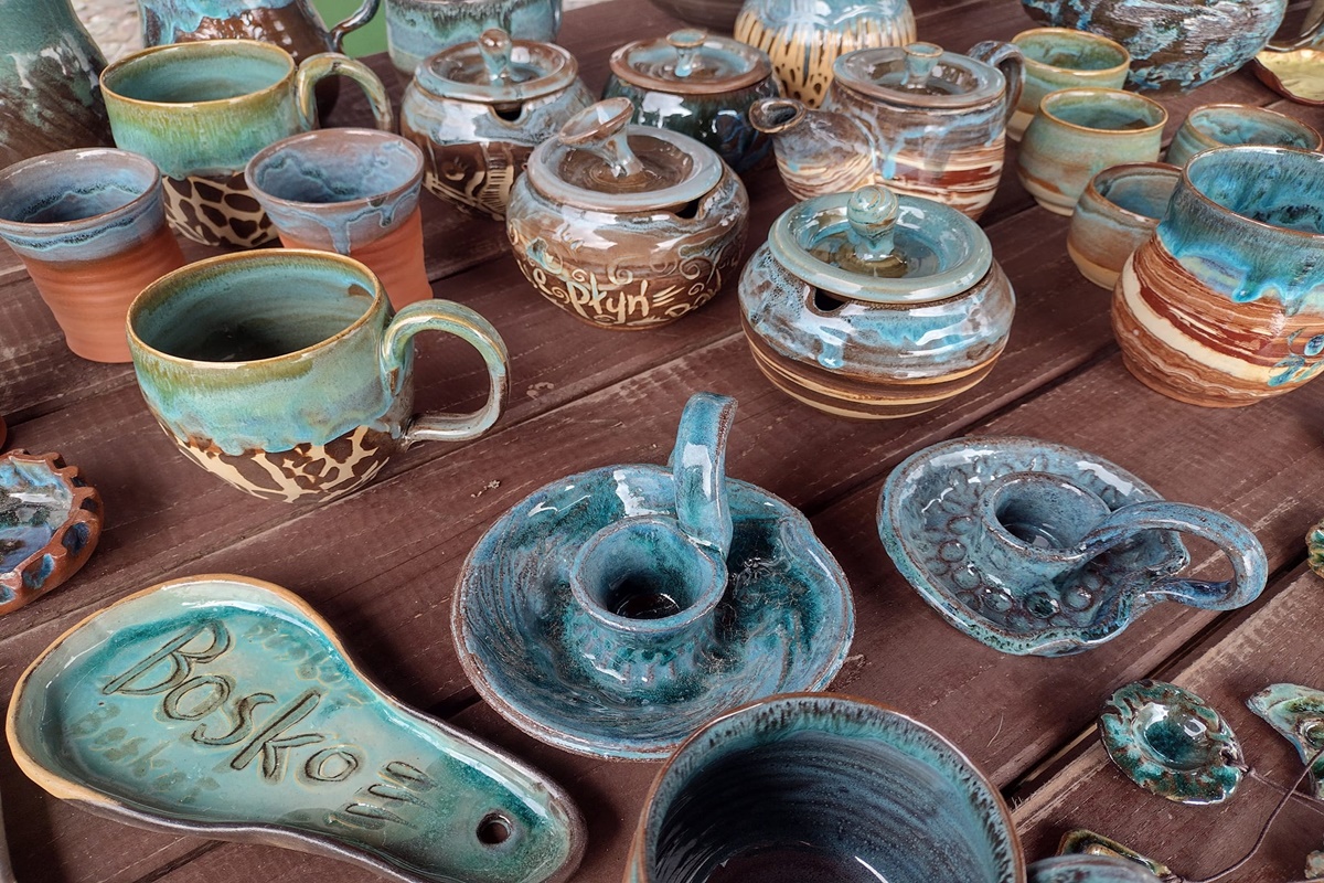 Keramika, kurią paprastai naudoja Jerzy Fiedoruk